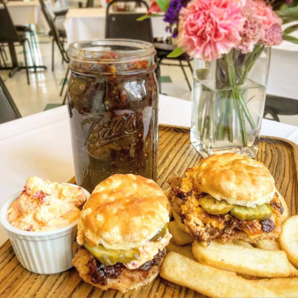 Cape Creations Catering at The York Diner | restaurant | 114 Horizon Park Dr, Savannah, GA 31405, USA | 9123549672 OR +1 912-354-9672