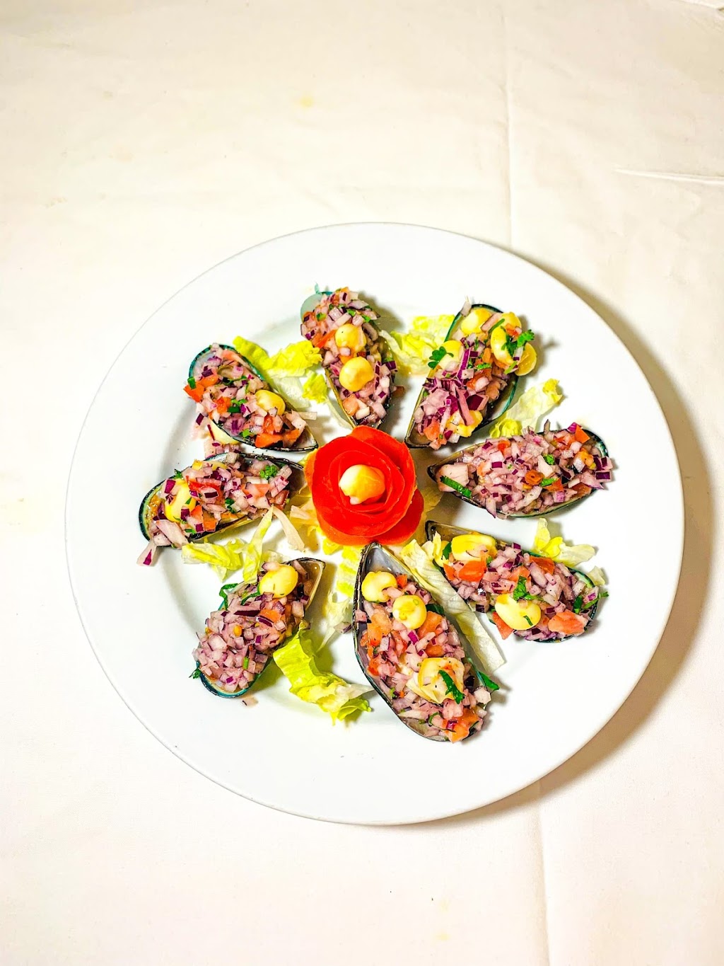 El Rincon Peruano Restaurant & Bar Bridgeport | restaurant | 980 Railroad Ave, Bridgeport, CT 06605, USA | 2032123886 OR +1 203-212-3886