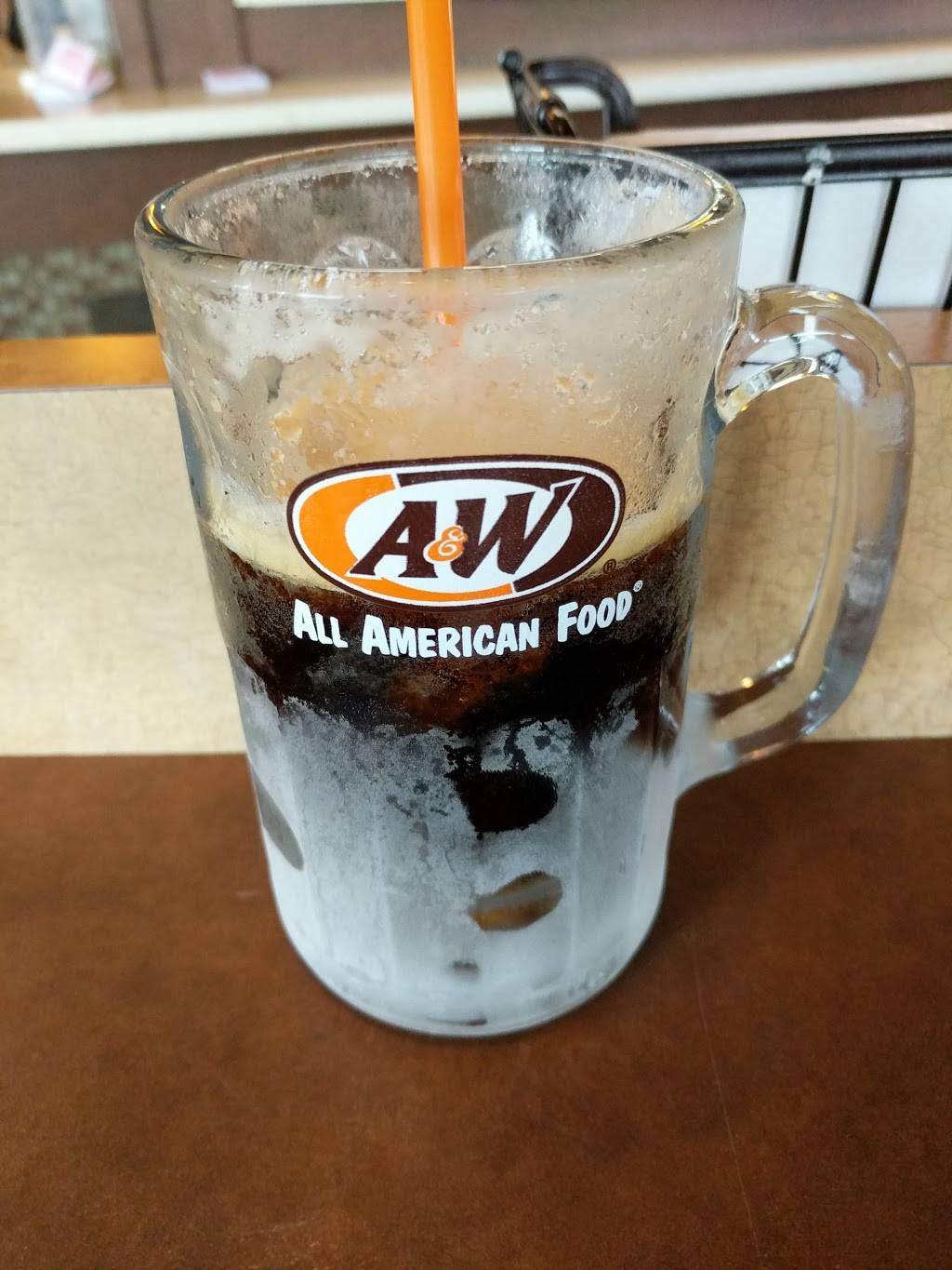 A&W Family Restaurant of Faribault | restaurant | 404 Wilson Ave NW, Faribault, MN 55021, USA | 5073349379 OR +1 507-334-9379