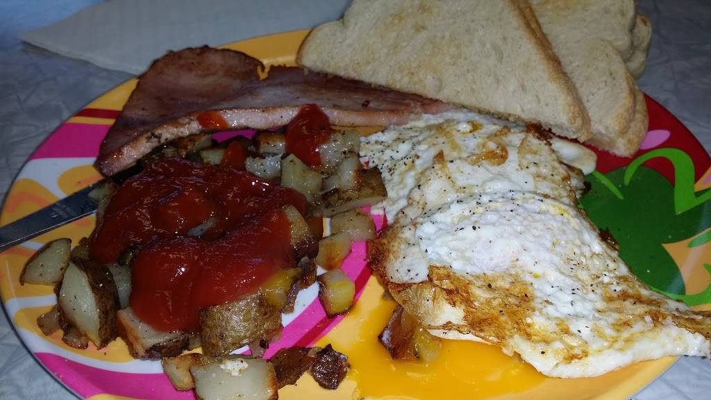 Sips & Subs | restaurant | 1326 S 33rd St, Lincoln, NE 68510, USA | 4024767477 OR +1 402-476-7477