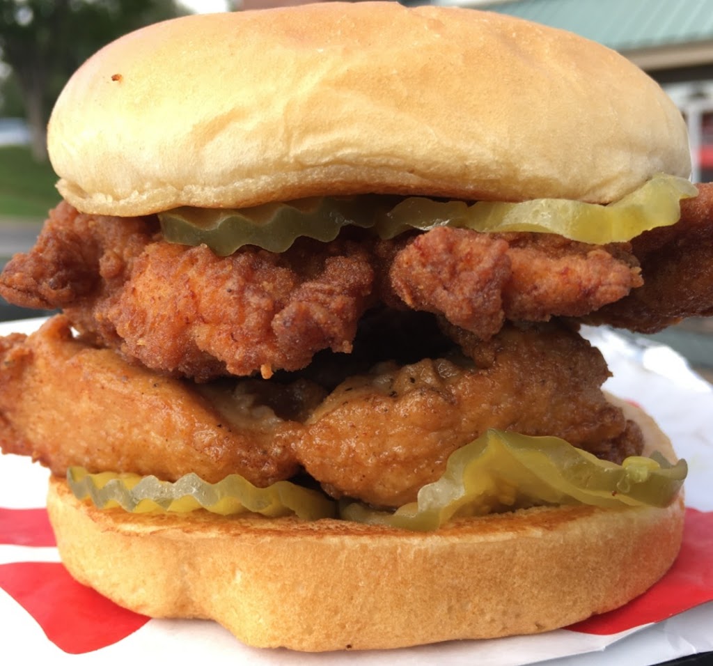 Chick-fil-A | restaurant | 1682 US-98, Daphne, AL 36526, USA | 2516213215 OR +1 251-621-3215