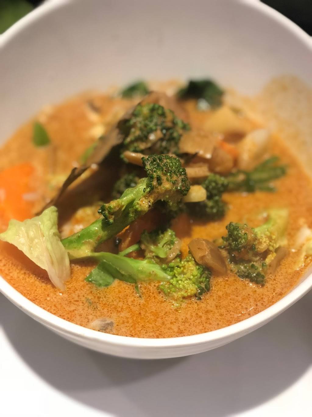 Three Spice Thai Kitchen | restaurant | 16400 S Western Ave, Gardena, CA 90247, USA | 4244529715 OR +1 424-452-9715