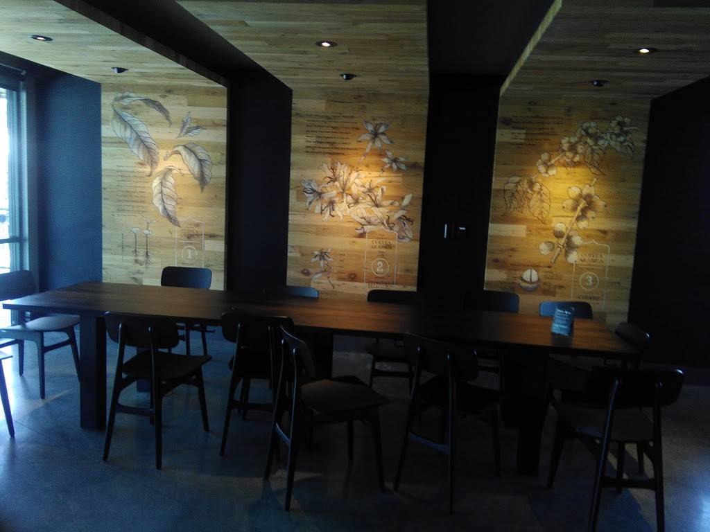 Starbucks | cafe | 6060 Lankershim Blvd, North Hollywood, CA 91606, USA | 8185058852 OR +1 818-505-8852