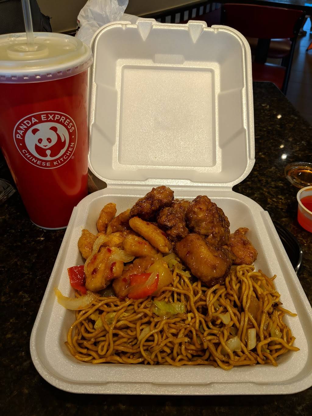 Panda Express | restaurant | 1668 E 2nd St, Beaumont, CA 92223, USA | 9517694459 OR +1 951-769-4459