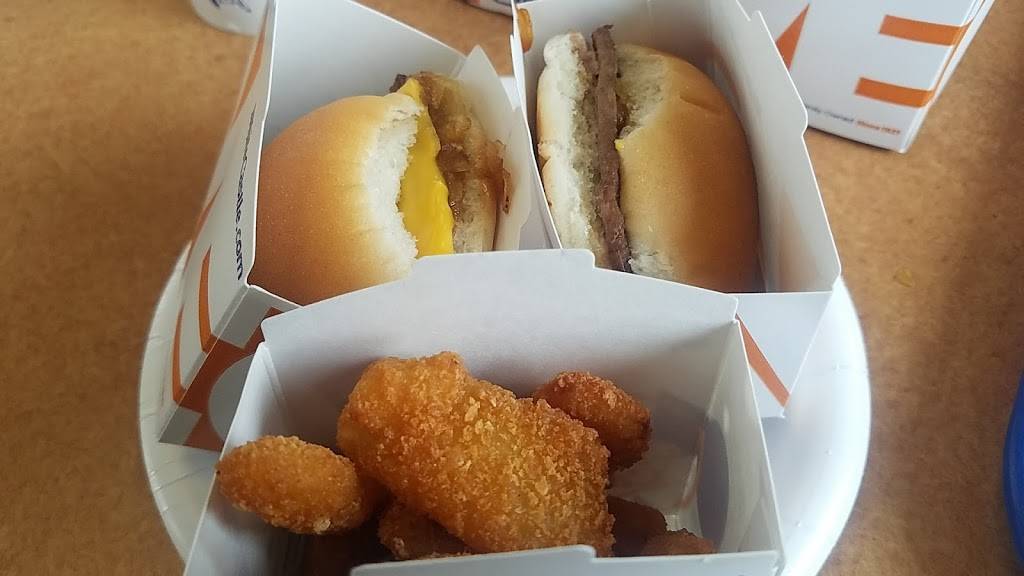 White Castle | restaurant | 4780 Roosevelt Blvd, Middletown, OH 45044, USA | 5134238870 OR +1 513-423-8870