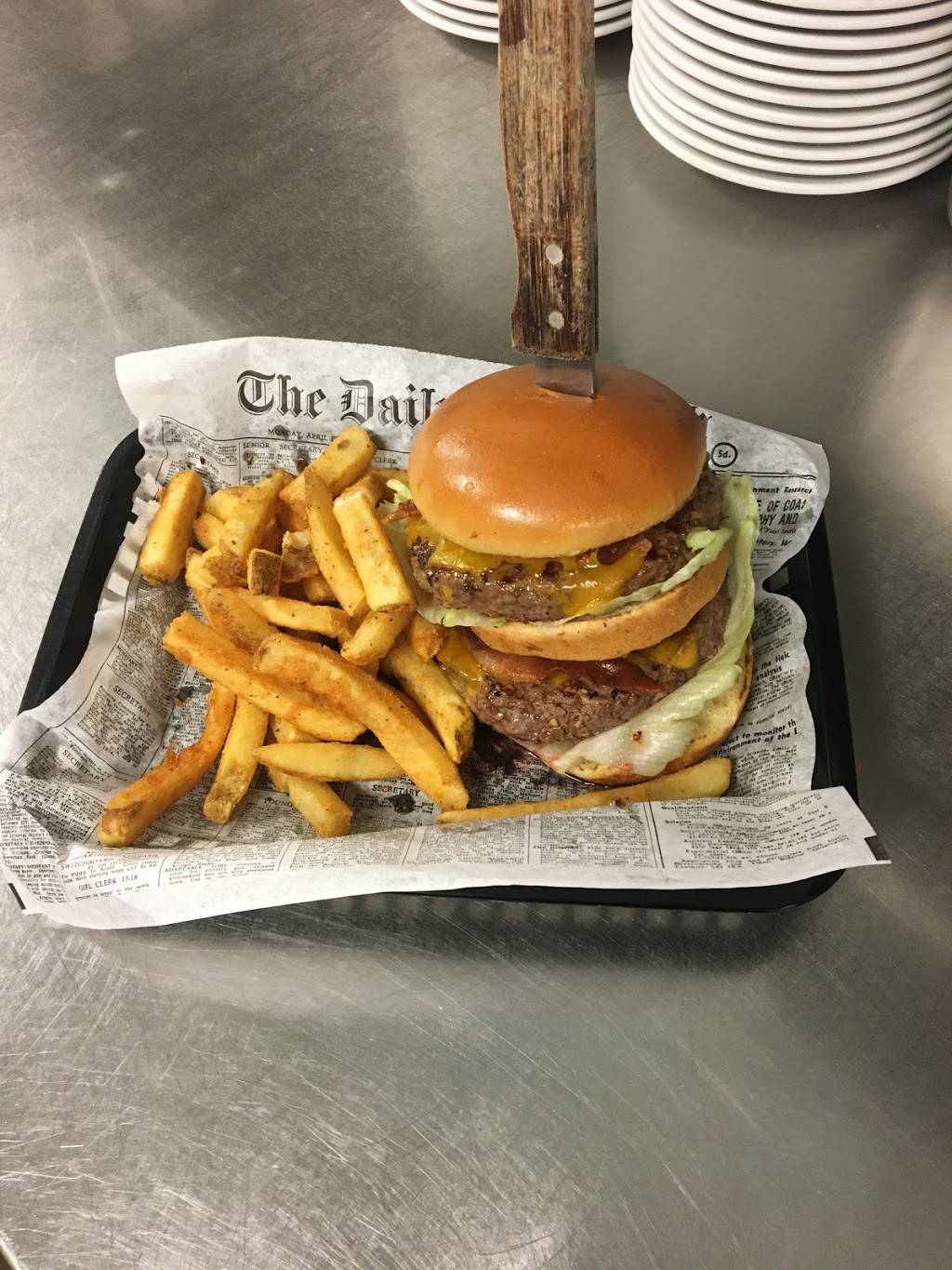 Clarksburg Tavern | restaurant | 23315 Frederick Rd, Clarksburg, MD 20871, USA | 3015401499 OR +1 301-540-1499