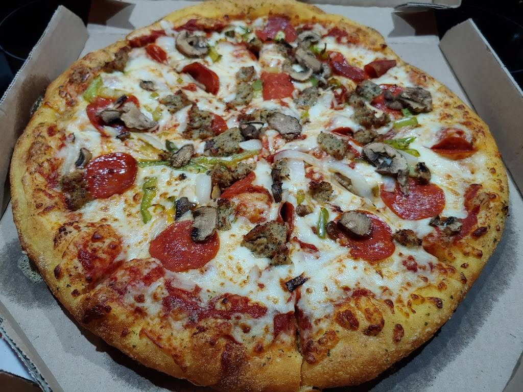Dominos Pizza | meal delivery | 1560 Union Ave, Memphis, TN 38104, USA | 9012783030 OR +1 901-278-3030