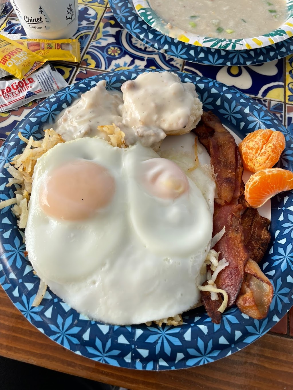 The Bus Stop Drive Thru | restaurant | 1501 FM 315, Chandler, TX 75758, USA | 6025500033 OR +1 602-550-0033