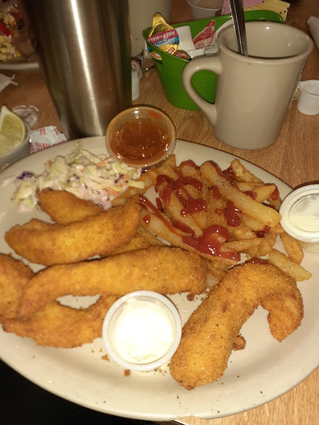 Chapitas Restaurant | restaurant | 1635 N 77 Sunshine Strip, Harlingen, TX 78550, USA | 9564128334 OR +1 956-412-8334