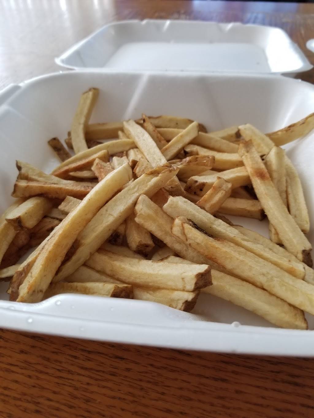 Jacies Midway Bar | restaurant | 319 Hazle St, Nuremberg, PA 18241, USA | 5703843727 OR +1 570-384-3727