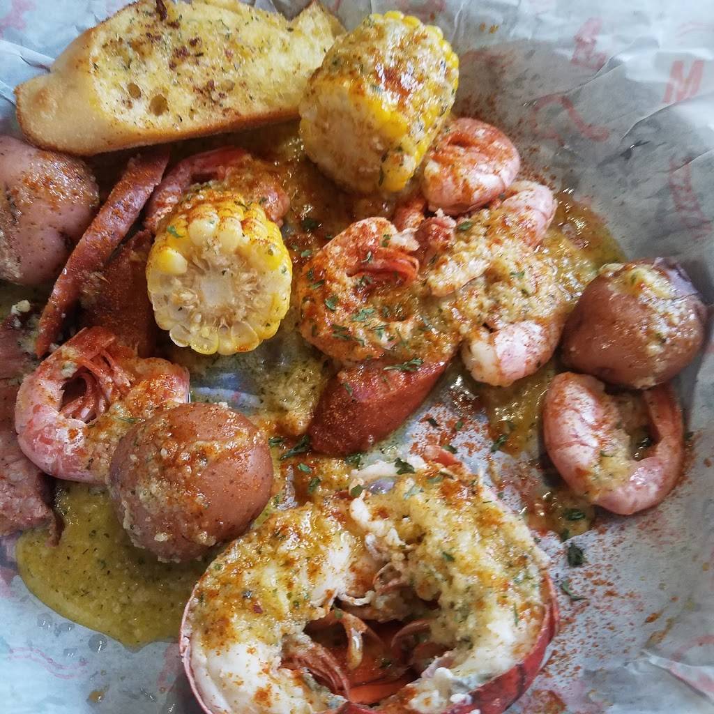 Melbourne Seafood Station | restaurant | 630 E Eau Gallie Blvd Suite 101, Indian Harbour Beach, FL 32937, USA | 3214253571 OR +1 321-425-3571