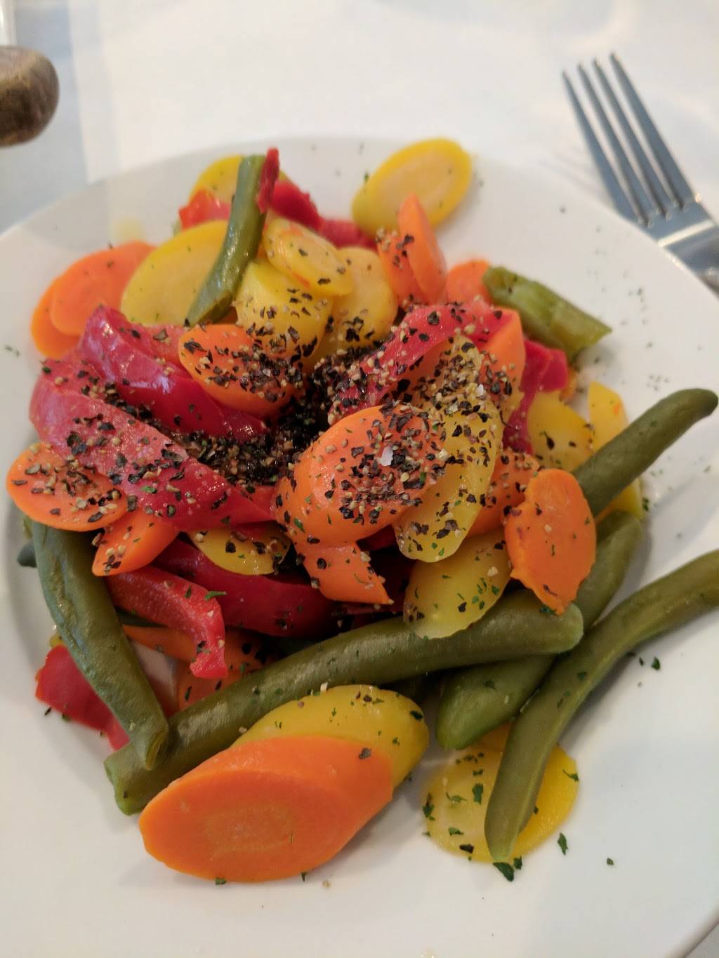 Vannellis by The Lake | restaurant | 55 Lake St S, Forest Lake, MN 55025, USA | 6513952400 OR +1 651-395-2400