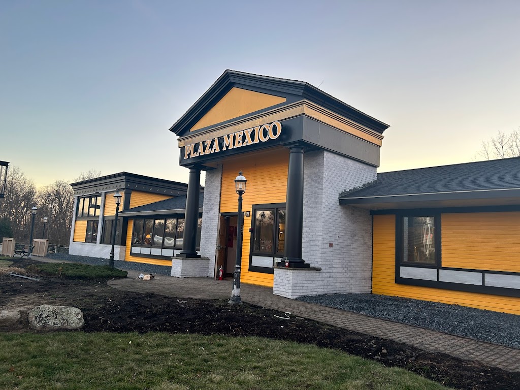 Plaza Mexico Cocina Mexicana & Cantina | restaurant | 821 Fall River Ave, Seekonk, MA 02771, USA | 5085571522 OR +1 508-557-1522