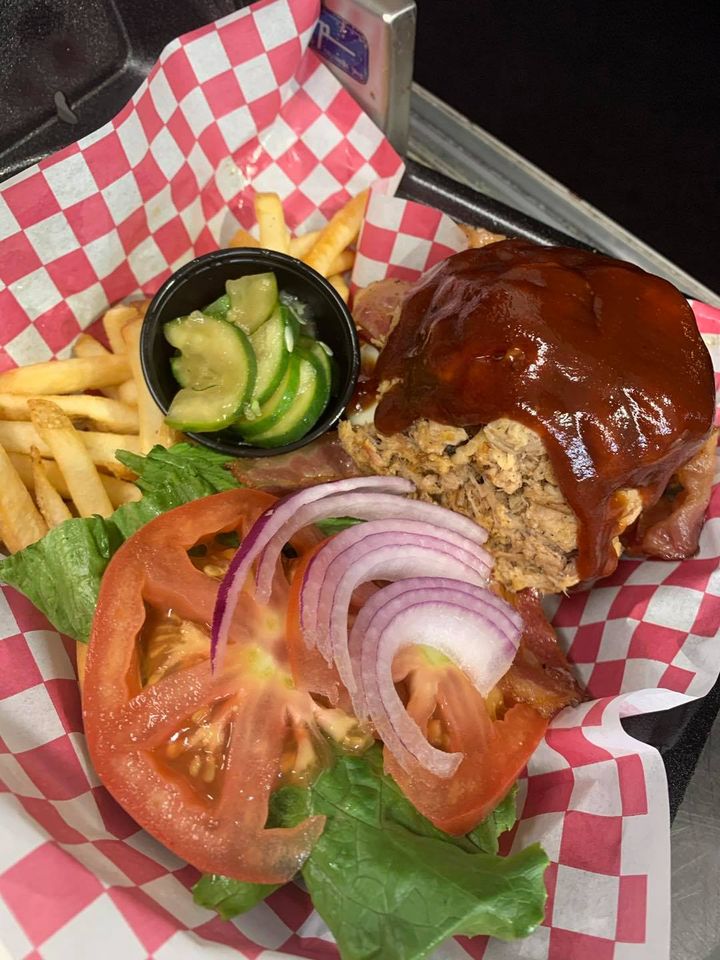 Pika Grill | restaurant | 4586 Chumuckla Hwy, Pace, FL 32571, USA | 8504630056 OR +1 850-463-0056