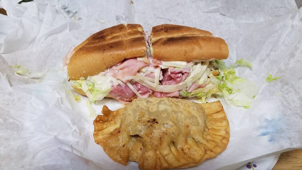 Smileys Deli | restaurant | 3441 Central Ave, St. Petersburg, FL 33713, USA | 7278005025 OR +1 727-800-5025