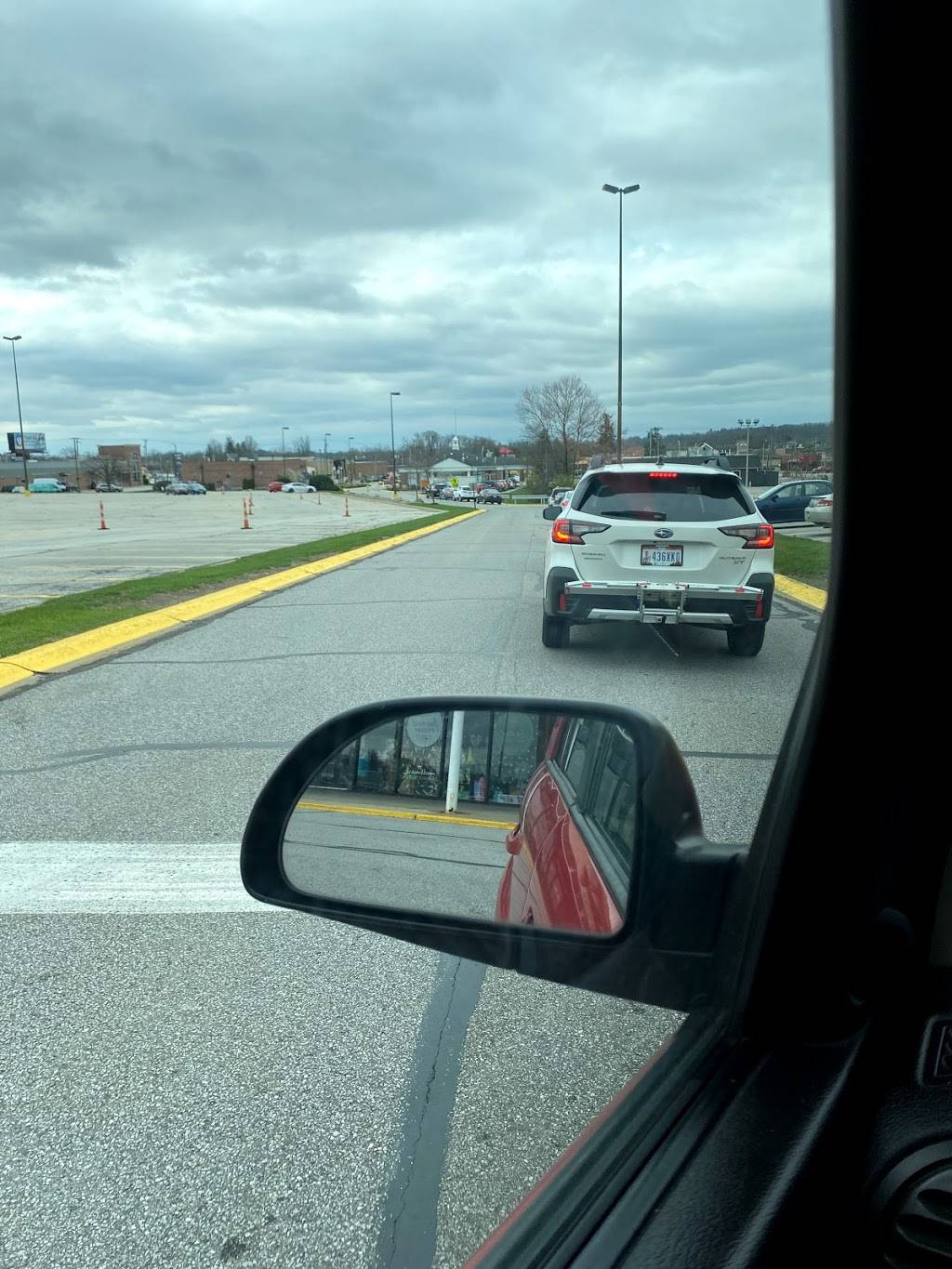 Starbucks | cafe | 3899 Medina Rd, Akron, OH 44333, USA | 3306709190 OR +1 330-670-9190