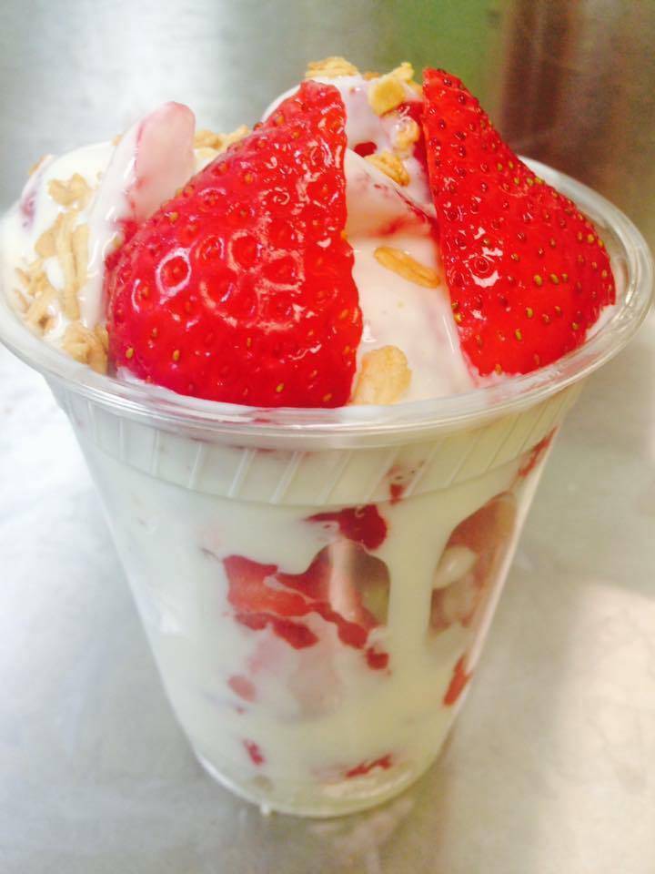 Raspados Acapulco | meal takeaway | 412 Farmersville Rd, Farmersville, CA 93223, USA | 5597473227 OR +1 559-747-3227