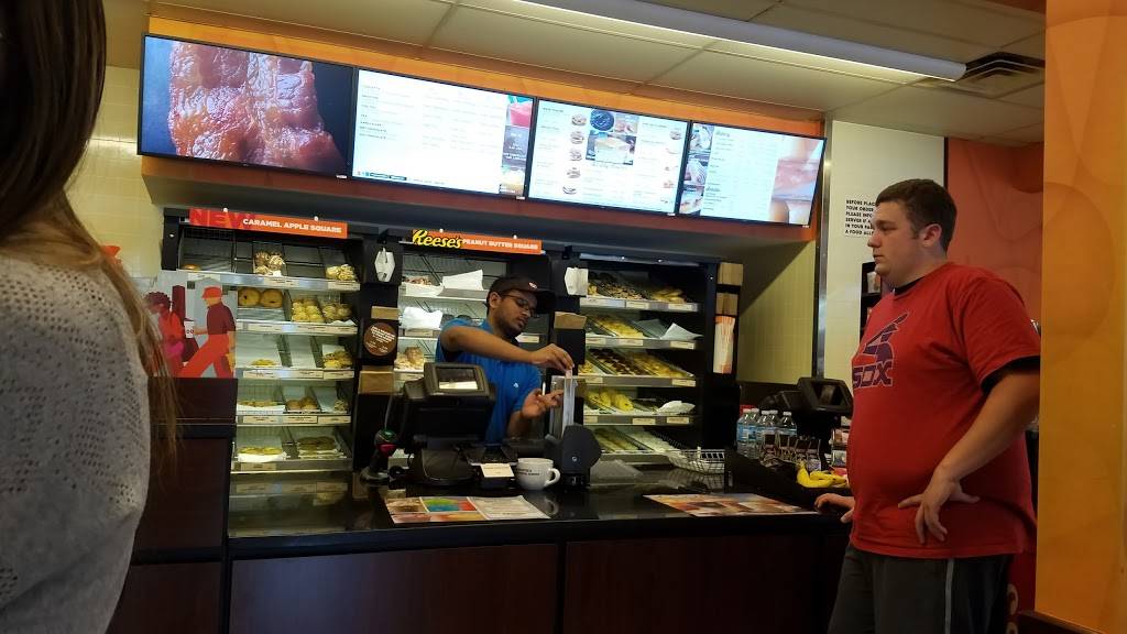 Dunkin Donuts | cafe | 8257 W Belmont Ave, River Grove, IL 60171, USA | 7084537944 OR +1 708-453-7944