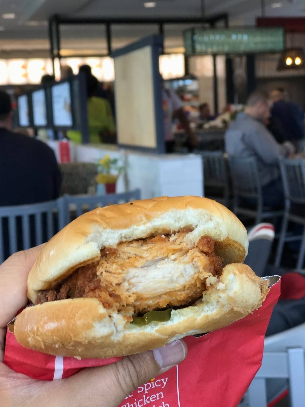 Chick-fil-A | restaurant | 1401 Broadway Mall, Hicksville, NY 11801, USA | 5164336305 OR +1 516-433-6305