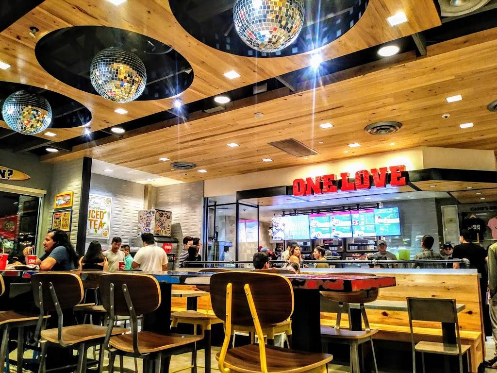 Raising Canes Chicken Fingers | meal takeaway | 223 S Euclid St, Anaheim, CA 92802, USA | 7147760121 OR +1 714-776-0121