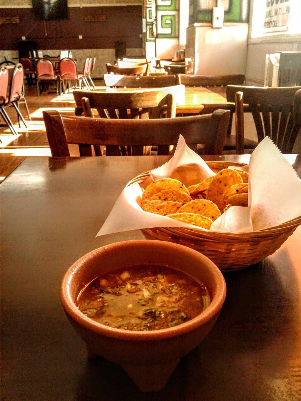 La Gran Chiquita Restaurant | restaurant | 250 23rd St, Richmond, CA 94804, USA | 5102332535 OR +1 510-233-2535