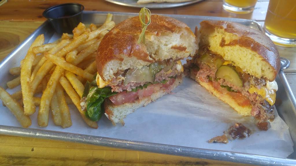 Blackbird Tavern | restaurant | 41958 5th St, Temecula, CA 92590, USA | 9516999150 OR +1 951-699-9150