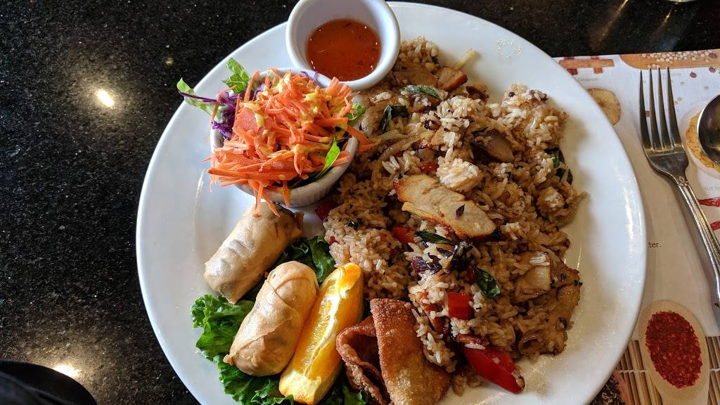 Issara Thai | restaurant | 2558 Laning Rd, San Diego, CA 92106, USA | 6199558500 OR +1 619-955-8500