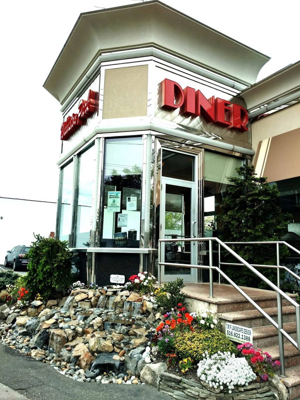 Williston Townhouse Diner | restaurant | 112 Hillside Avenue, Williston Park, NY 11596, USA | 5167462539 OR +1 516-746-2539