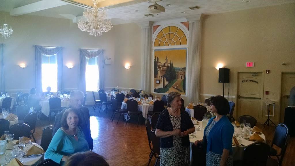 Roma Ristorante | restaurant | 310 Atwells Ave, Providence, RI 02903, USA | 4013315000 OR +1 401-331-5000