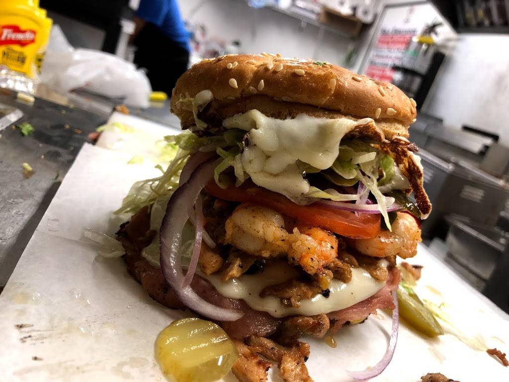 Wichos burger | restaurant | Detroit, MI 48209, USA | 3137668082 OR +1 313-766-8082