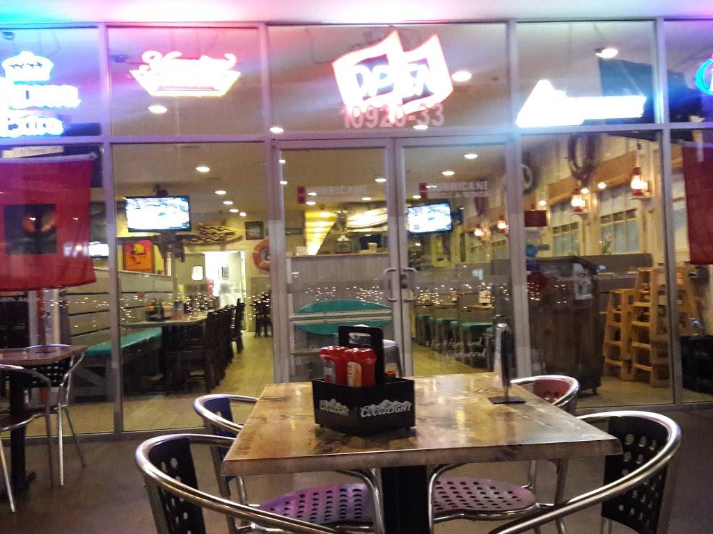 Hurricane Grill & Wings | restaurant | 10920 Baymeadows Rd, Jacksonville, FL 32256, USA | 9043632503 OR +1 904-363-2503