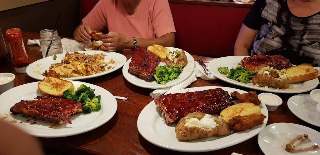 Smokey Bones Bar & Fire Grill | meal takeaway | 1615 Stringtown Rd, Grove City, OH 43123, USA | 6142773270 OR +1 614-277-3270