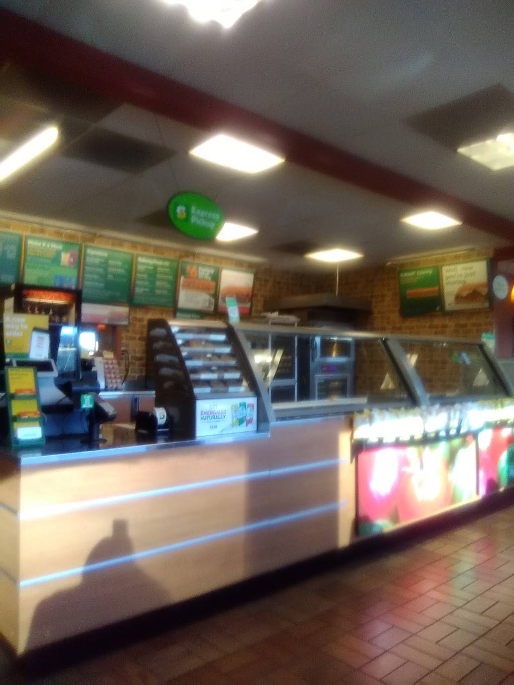 Subway | restaurant | 500 E Stuart Dr, Galax, VA 24333, USA | 2762367887 OR +1 276-236-7887