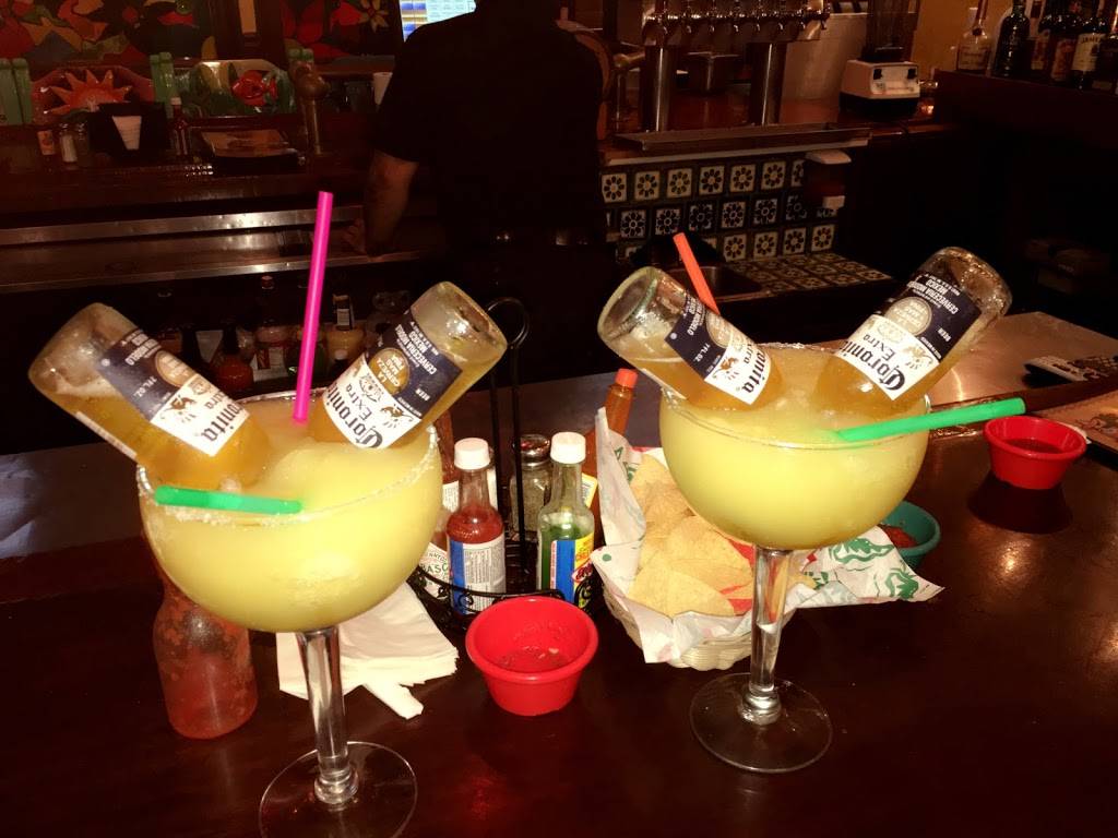 Mr. Tequila Mexican Restaurant | restaurant | 3126 Tamiami Trail N, Naples, FL 34103, USA | 2393048629 OR +1 239-304-8629