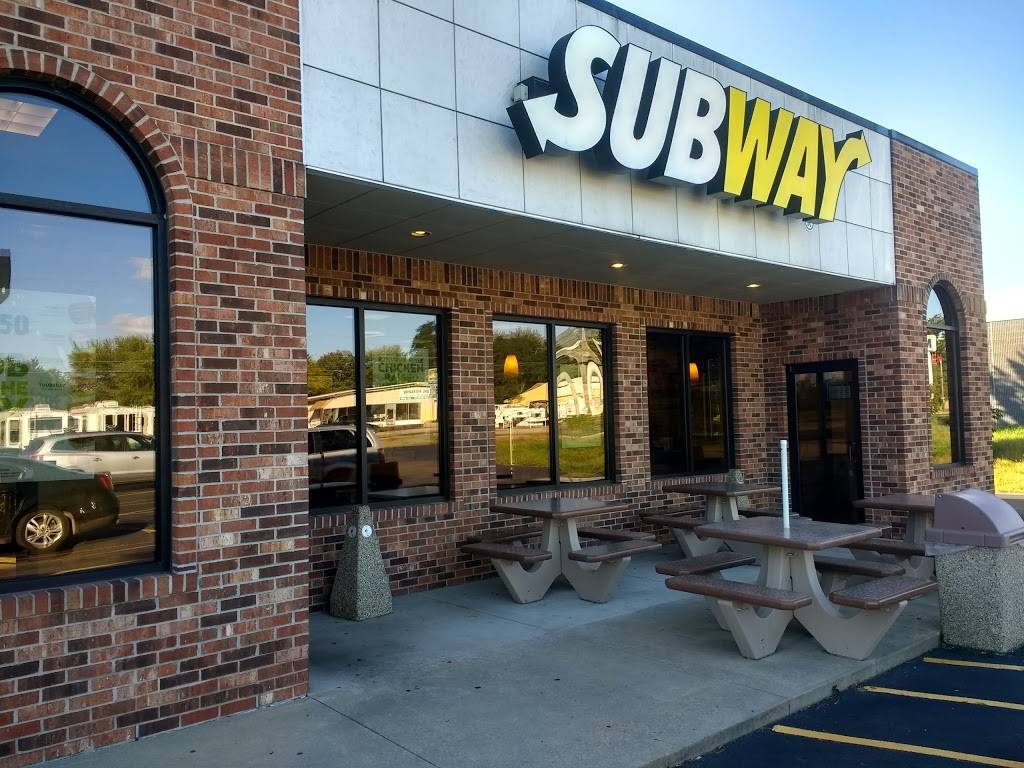 Subway | restaurant | 3810 8th St S, Wisconsin Rapids, WI 54494, USA | 7154232722 OR +1 715-423-2722