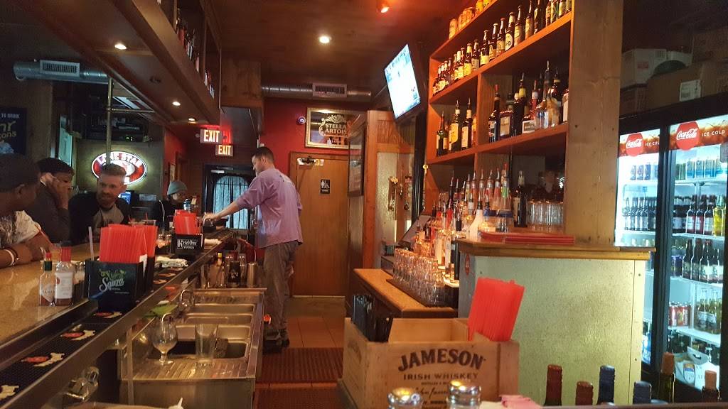 Shaws Patio Bar & Grill | restaurant | 1051 W Magnolia Ave, Fort Worth, TX 76104, USA | 8179262116 OR +1 817-926-2116