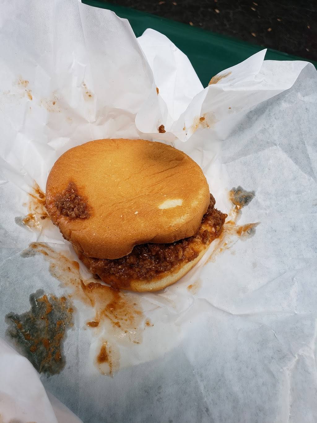 Jaenickes Drive In | restaurant | 605 Armour Rd, Bourbonnais, IL 60914, USA | 8159322884 OR +1 815-932-2884