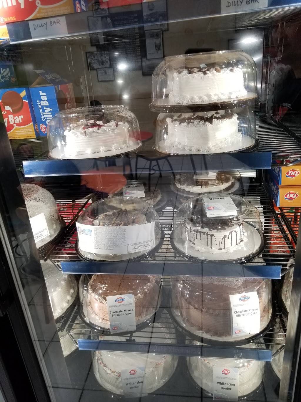 Dairy Queen | restaurant | 841 E Roosevelt Rd, Lombard, IL 60148, USA | 6302611390 OR +1 630-261-1390