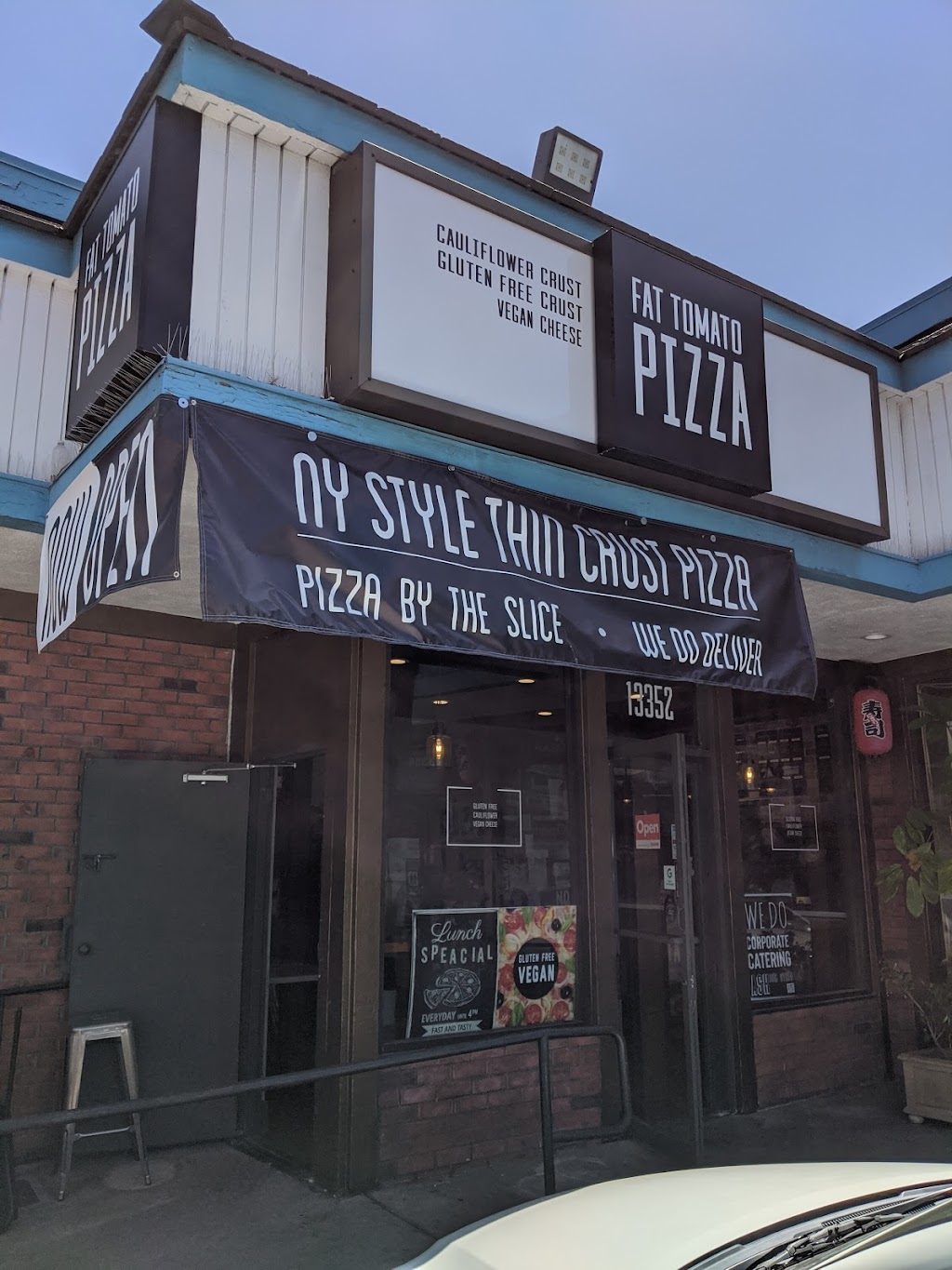 Fat Tomato Pizza - Marina Del Rey | restaurant | 13352 W Washington Blvd, Los Angeles, CA 90066, USA | 4242890003 OR +1 424-289-0003