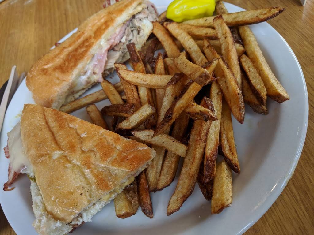 Southern Sun Pub & Brewery | restaurant | 627 S Broadway ste e, Boulder, CO 80305, USA | 3035430886 OR +1 303-543-0886