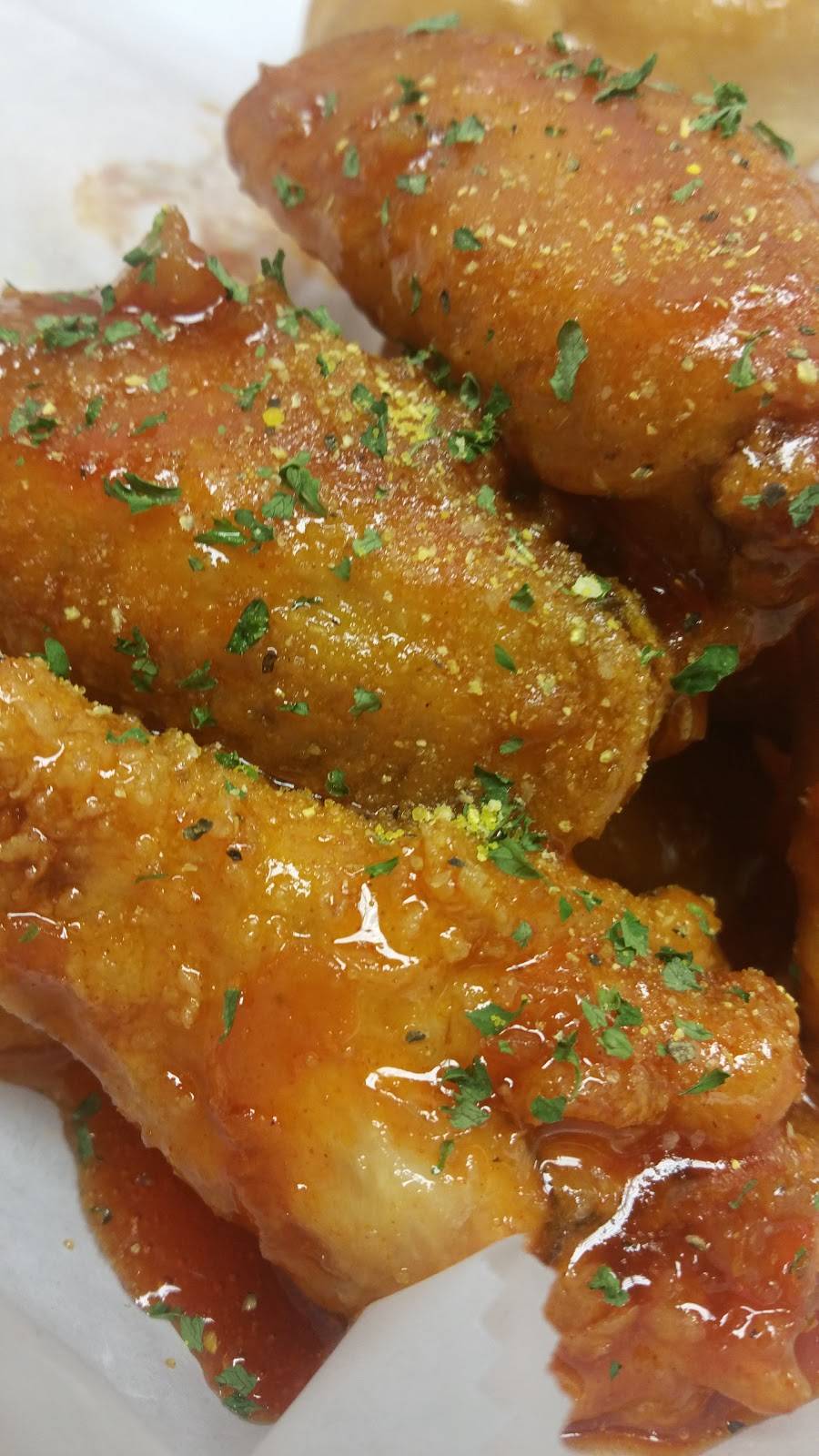 Epic Sports Bar And Grill | restaurant | 1553 Sierra Vista Pkwy, St. Louis, MO 63138, USA | 3147413742 OR +1 314-741-3742