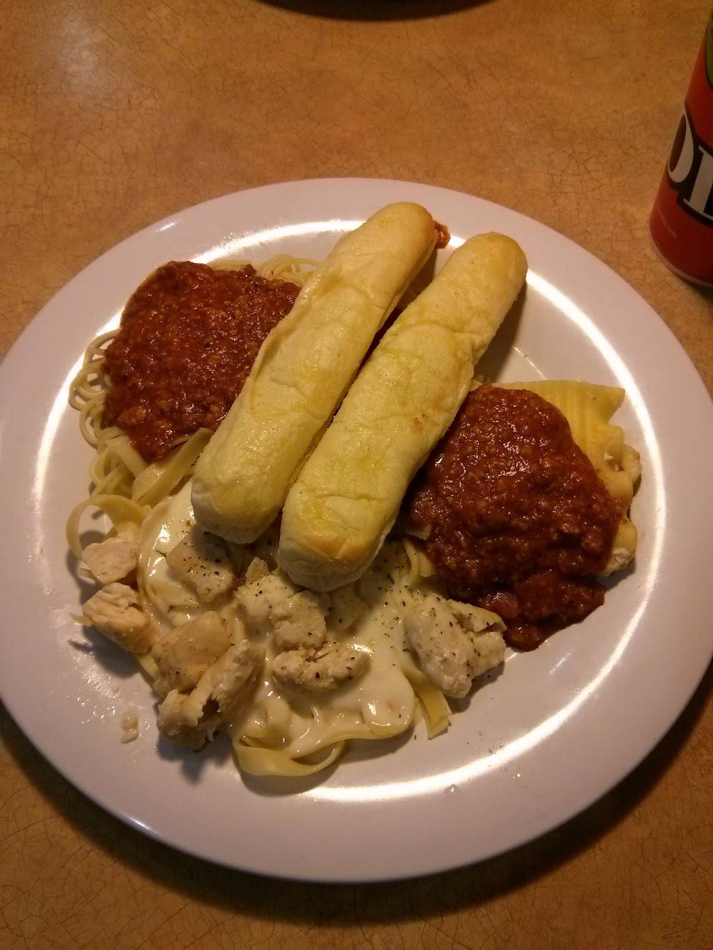 Fazolis | restaurant | 1780 E Sherman Blvd, Muskegon, MI 49444, USA | 2317376448 OR +1 231-737-6448