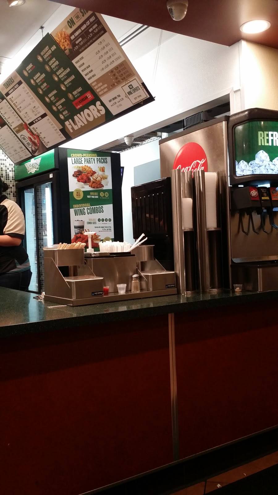 Wingstop | restaurant | 10722 Beverly Blvd Ste B, Whittier, CA 90601, USA | 5626999464 OR +1 562-699-9464