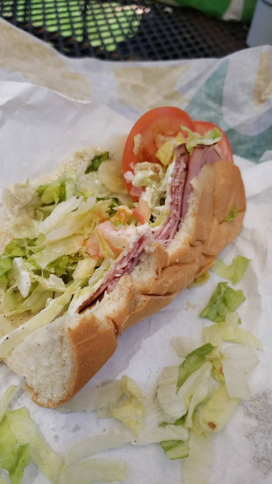 Subway | meal takeaway | 6768 W Coal Mine Ave, Littleton, CO 80123, USA | 3039339134 OR +1 303-933-9134