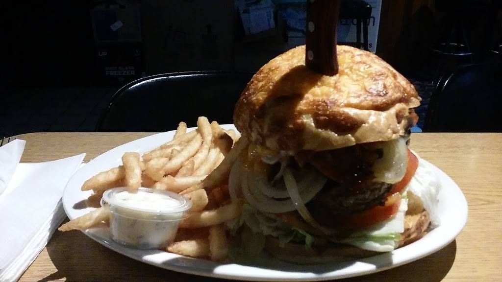 Dannys Midway Pub & Grill | restaurant | 14824 Smokey Point Blvd, Marysville, WA 98271, USA | 3606592248 OR +1 360-659-2248