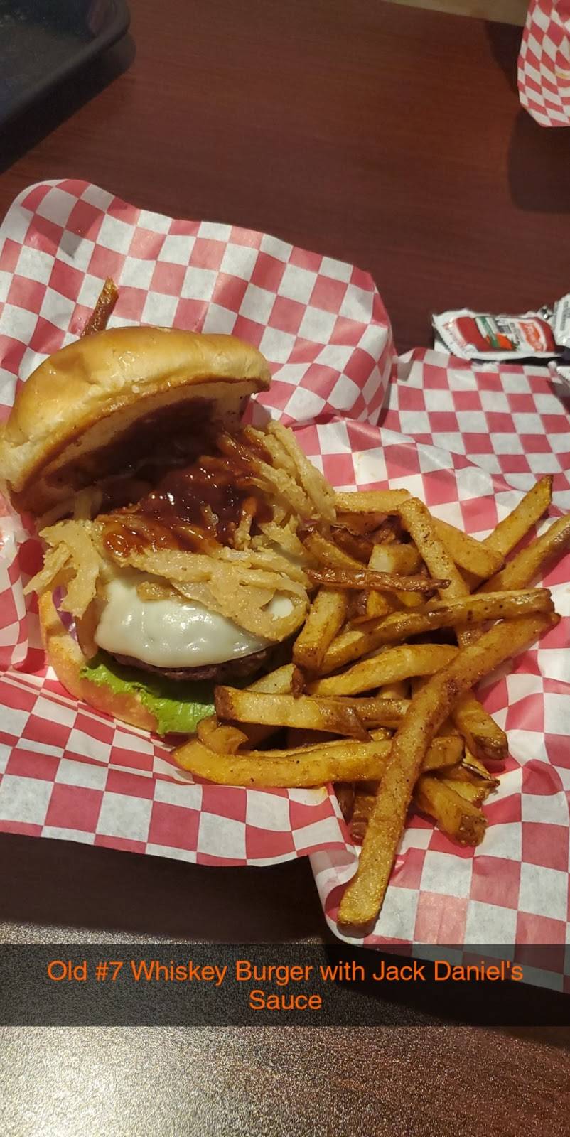 Fresh Burger | restaurant | 2102 N Main St, Anderson, SC 29621, USA | 8645408118 OR +1 864-540-8118