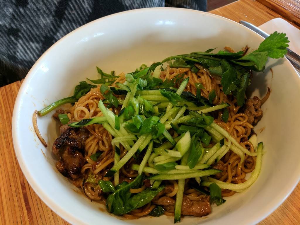 Noodles and Company | restaurant | 5681 W Touhy Ave, Niles, IL 60714, USA | 8476472544 OR +1 847-647-2544