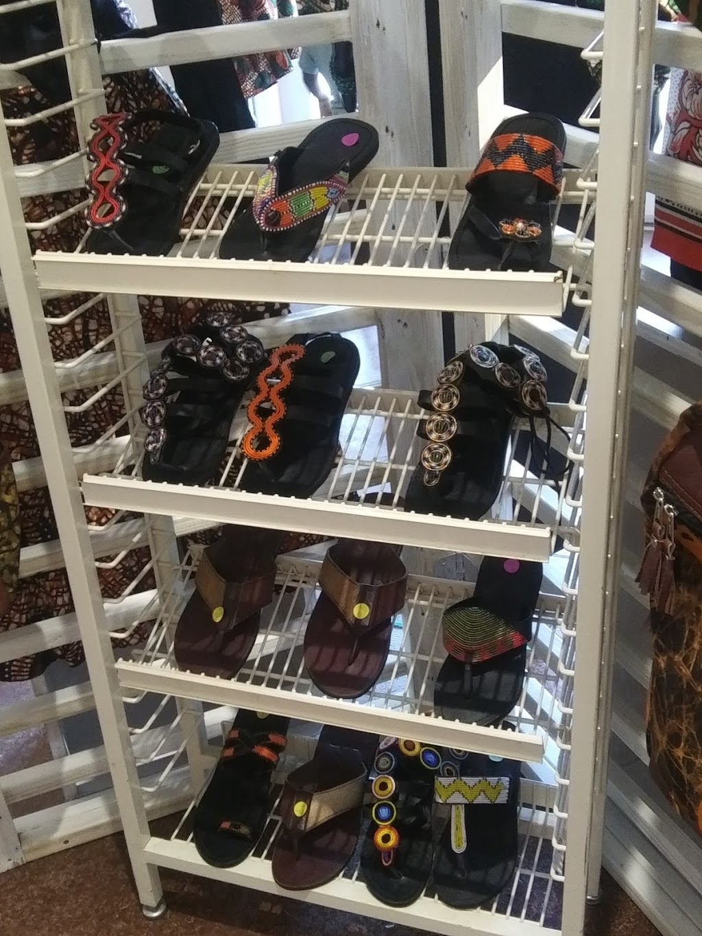 Halisi Africa - ZanziBar | cafe | 1002 Commercial Dr, Tallahassee, FL 32310, USA | 8506041033 OR +1 850-604-1033