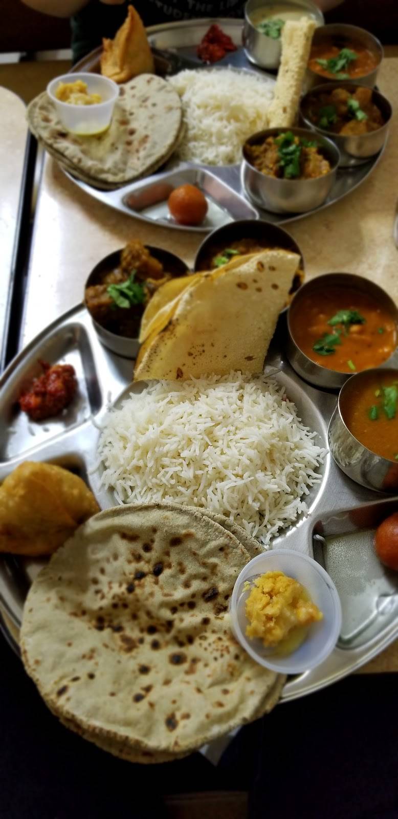 New Gopal Indian Restaurant | restaurant | 125 S Central Expy, Richardson, TX 75080, USA | 2147160651 OR +1 214-716-0651