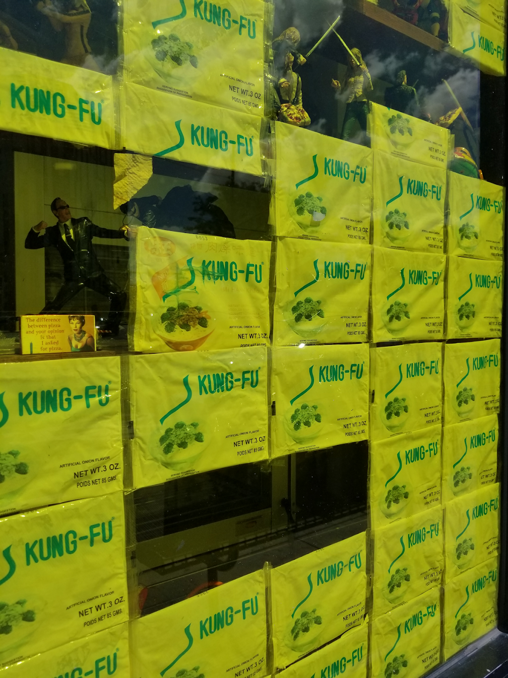 Kung Fu Pizza Bar | restaurant | 1225 N Milwaukee Ave, Chicago, IL 60642, USA | 7733287499 OR +1 773-328-7499